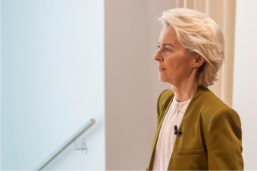 «A nostalgia não vai trazer de volta a antiga ordem», defende Ursula von der Leyen