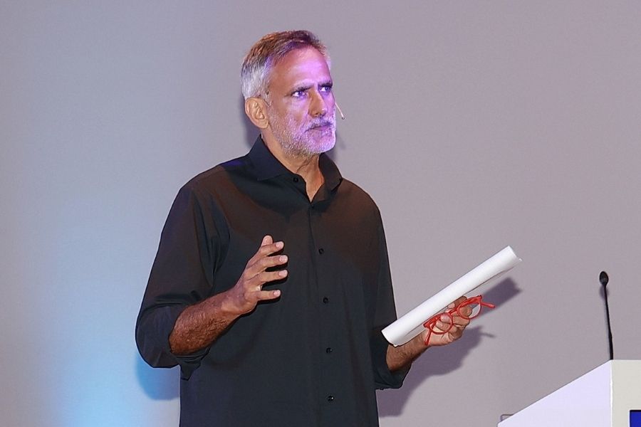 A inexorável presença da ausência: António de Castro Caeiro e o papel do assombro nos dias que correm