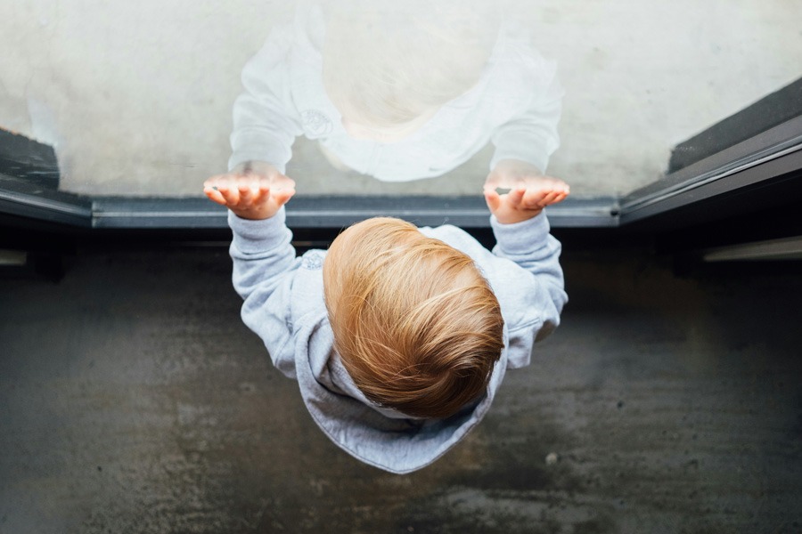 Portugal avança na proteção dos idosos na saúde, mas deixa crianças para trás