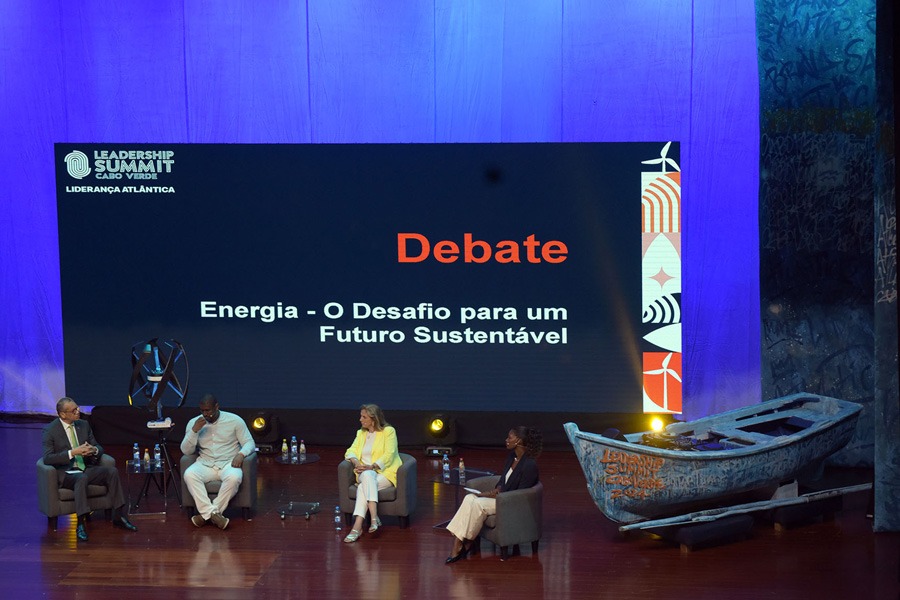 «Se a transição energética é imperativa para o Mundo, para Cabo Verde é uma necessidade», afirma o Ministro Alexandre Monteiro